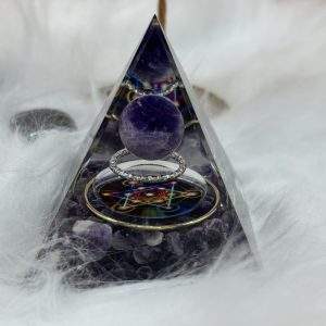 Orgonite Pyramide Améthyste et Métatron